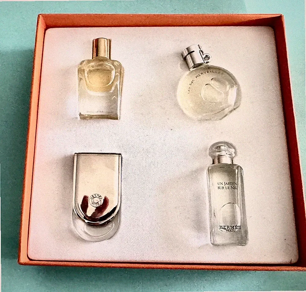 4 PC RARE NEW HERMES UN JARDIN JOUR HERMES VOYAGE PERFUME GIFT SET WOMEN
