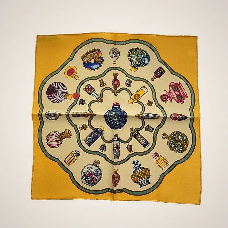 HERMES Scarf Perfume Bottle Silk Yellow Pre-owned - Good Made in France